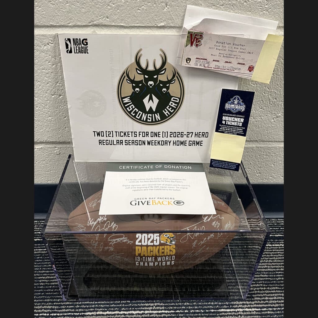 Wisconsin Sports Fan - Dueling Pianos 2026 auction item.